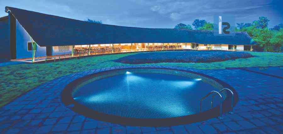 Red Earth Hotel| hotel industry